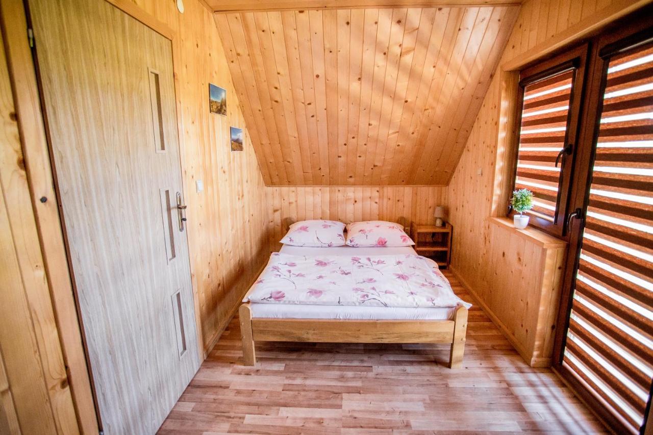 Chaty Na Cholewicy Domki Caloroczne Solina  Buitenkant foto